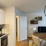 2 - Zimmerwohnung Mit 56 Qm Fuer 2 - 4 Personen *