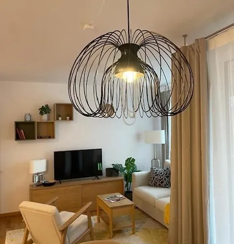 2 - Zimmerwohnung Mit 56 Qm Fuer 2 - 3 Personen *